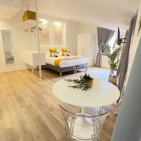 Aparthotel Truly 2*