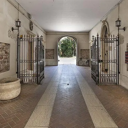 Truly Aparthotel Verona
