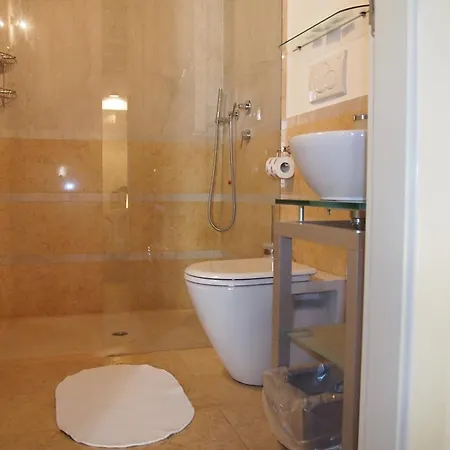 Truly Apartmanhotel 4*