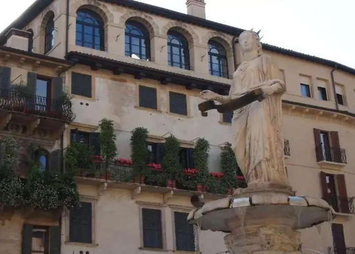 Ξενοδοχείο με διαμερίσματα Truly Βερόνα