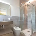 Truly מלון דירות 4*