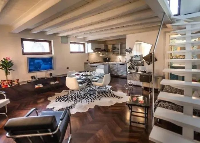 Truly Hotel apartamentowy 4*