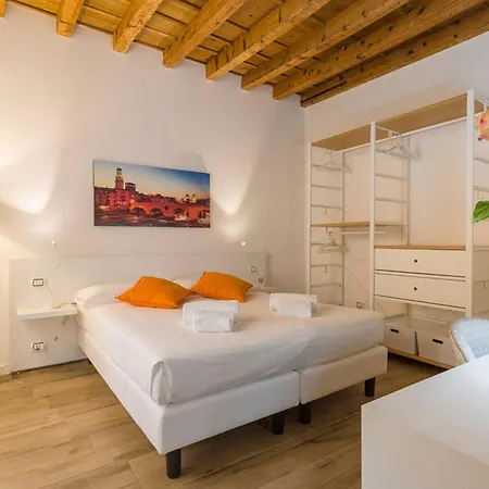 Truly 2* Verona